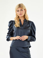 Rosslyn Heavy Sateen Blouse Midnight Blue | Skjorter og bluser | Smuk - Dameklær på nett
